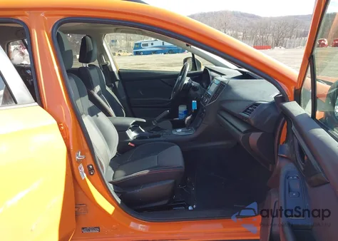 2018 Subaru Crosstrek 2.0I Premium из США, поврежденный, VIN JF2GTACC4JH215676